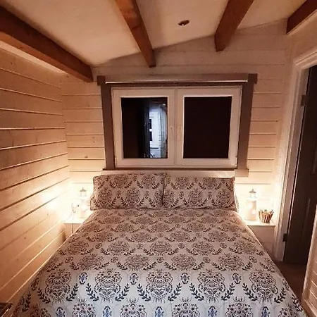 The Hideaway Cabin Ballina (Tipperary)